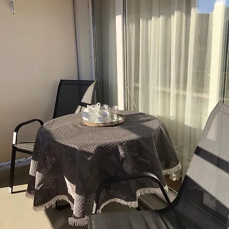 Modernes - Ruhig, Zentrumsnah, Abendsonnige Loggia * באד פיסינג