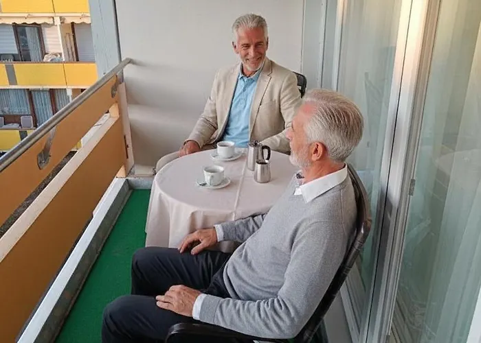 Apartamento Modernes - Ruhig, Zentrumsnah, Abendsonnige Loggia Bad Füssing